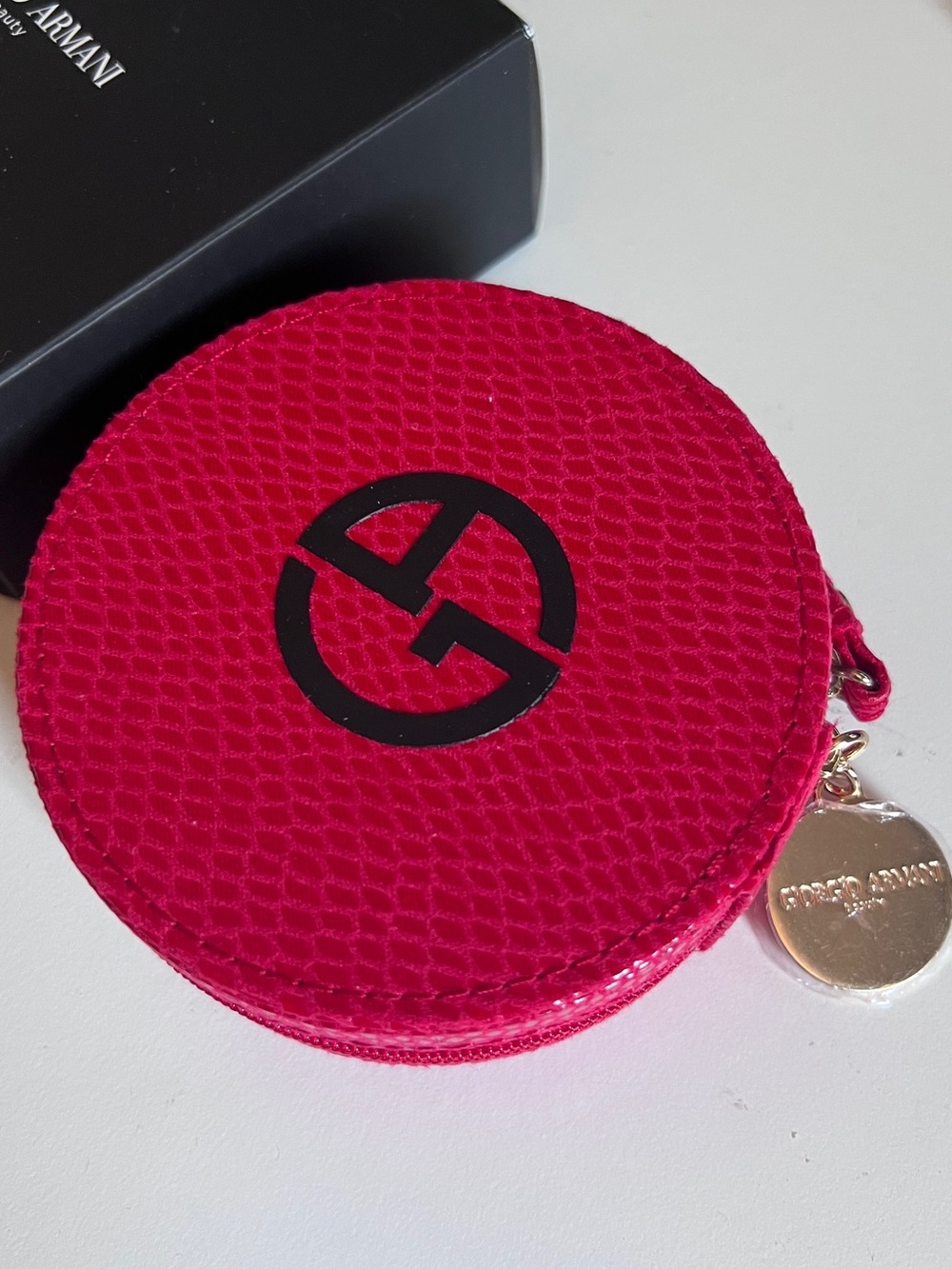 new！ Giorgio Armani Round Zip Cosmetic Case